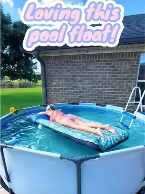 Get this pool float for summer! #dealsforyoudays #summervibe #poolfloat#layingout#pooldays 