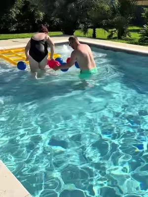 Beat the heat with this giant inflatable pool tic tac toe game! Perfect for pool parties, family fun, and summer backyard memories. #PoolGames #SummerFunIdeas #tiktokshopcreatorpicks  #dealsforyoudays  #SummerVibes 