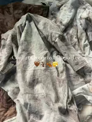 These are so soft and oversized 😍 #comfrt #comfrtcamo #oversizedtshirt #camoshirt #dealsforyoudays 