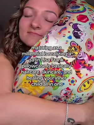 which one are you choosing? 🌈💖 #lisafrank #satinpillowcase #kitschsuperbrandday #dealsforyoudays #summerwins 