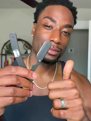 What barber? I am the barber. 💈 #mensgrooming #barber #groomingtools #shaving #straightrazor 