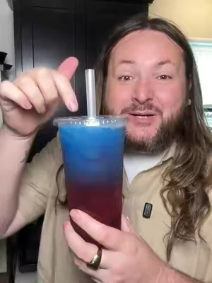 People always wanna know how I make these now you know! #loadedtea #flavoredwater #watertok #festivedrinks #dealsforyoudays 