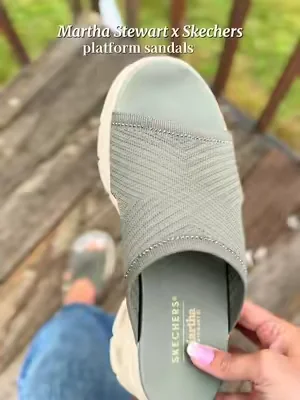 Martha Stewart platform sandals 💖 #sandals #dealsforyoudays #skechers 