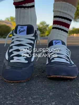 Don’t miss out on these ones!🖤🥶🥶 @vans #dealsforyoudays #tiktokshopcreatorpicks #summerwins #vansskate #vans 