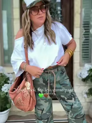 @Flamingals hit it out of the park with these camo pants #camo#camopants#lookforless 