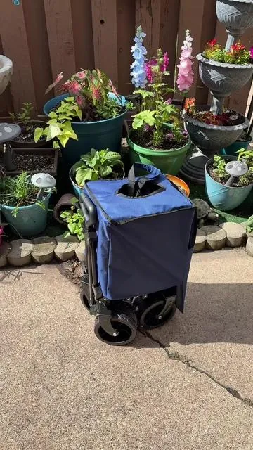 Perfect for craft shows!  A longer cart means less trips! Load this one up, it can take it! 