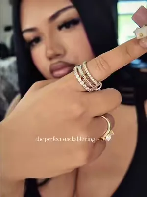 slowly building my ring collection ✨ i’m obsessed 😫 @Tewiky #stackablerings #rings #stackedrings #jewelry #jewelrytiktok 