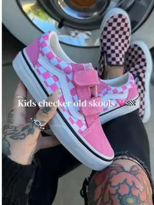 @vans #vans #dealsforyoudays #altmom #kidsshoes #backtoschoolshopping 