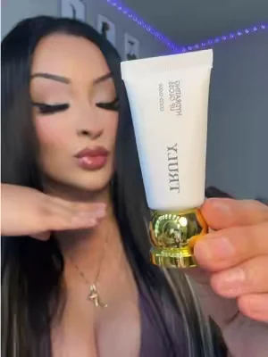 High shine lipgloss 💄 #truly #trulybeauty #lipgloss #highshine #dealsforyoudays 
