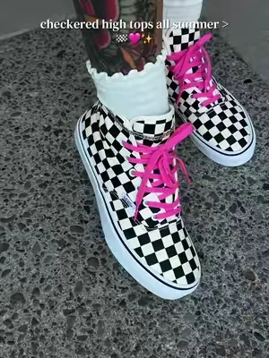 🖤 @vans #vans #authentic #checkered #hightops #altgirl 
