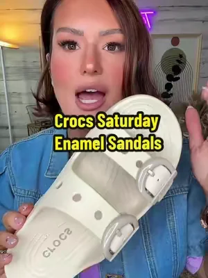 These are THE sandal of the Summer and if you haven’t gotten them you NEED to!  😍 @Crocs #sandals #saturdaysandals #crocssandals #crocs #ttsacl 