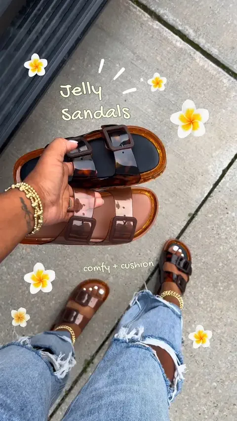 These are not your 90’s jelly shoes! These jelly sandals have a comfy cushion, ridges in the inside in case your feet get wet or sweaty and they are made to be durable! I noticed that some of the sizes were restocked so double check and see if your size is back! #jellysandals #cushionaire #EasyReturnsEveryTime #tiktokshopcreatorpicks  @Cushionaire 