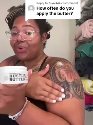 Replying to @𝟐𝒄𝒖𝒕𝒆𝟒𝟒𝟒𝒖 my tattoo is big, so I try to keep a consistent schedule to keep it hydrated #tattoo #tattoocare #tattootok #tattoodesign #tattooidea 