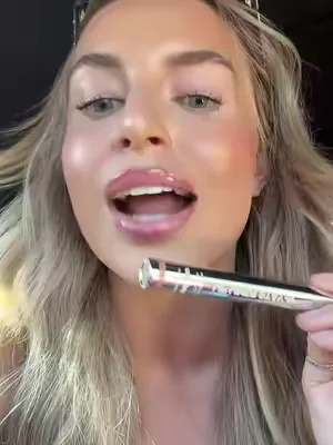 Ahhhhhh I'm obsessed this is 10 lowkey #liplinerstain #lipstain #liplinerstain #lipstainviral #fyp @SACHEU Beauty US 