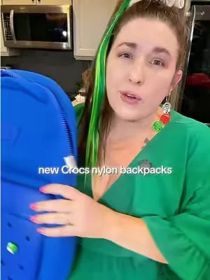 I’d grab one BEFORE the back to school rush starts and all the popular colors are gone. #CrocsBackpack #crocsbackpack #BackToSchoolShopping #schoolbackpack 