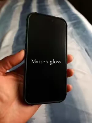 Matte is better #matte #screenprotector #mattescreenprotector #privacyscreen #dealsforyoudays 