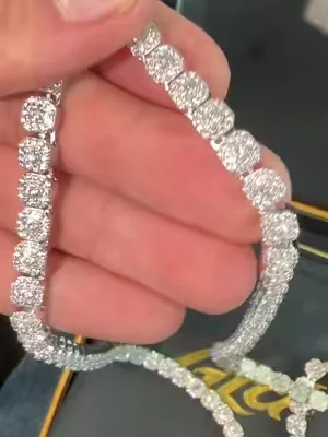 Gld got me right with this chain #chain #gld #luxury 