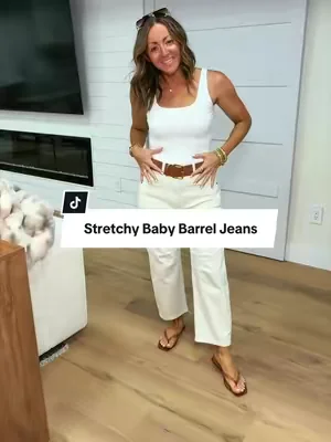 98% cotton 2% spandex so they hold their shape! I’m 5’2” 127 in a Small #barreljeans #stretchyjeans #jeans #midrisejeans #modestfashion @Flamingals 