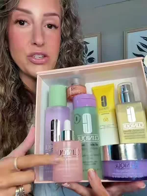 2 of these products cost more than this entire bundle. Such and insane deal on an iconic skincare routine.  @Clinique @Clinique Store  #clinique #skincareroutine #skincarebundle #cliniquedfydchallenge #dealsforyoudays 