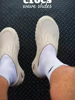 #tiktokshopcreatorpicks #dealsforyoudays #summerwins #crocs #slides 