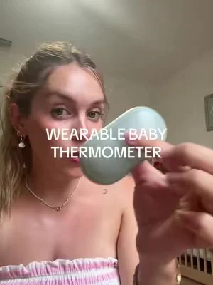 Now you can can let them sleep and ease your anxiety 🙌🏻 #momcozy #momcozywearablethermometer #wearablethermometer #sickbabyhack #dealsforyoudays 