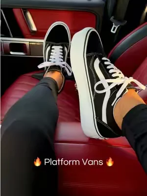 #dealsforyoudays #vans 