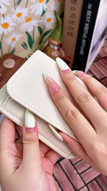 Keep your cash and cards stylishly organized. ✨ #beta #wallet #cardholder #tiktokshopstockup #mothersdaygift