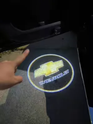 Mini projector Con el logo de tu carro 🚘 #car #project #logo #fyp #mini