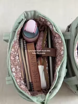 I just love how much this tote fits inside  #totebag #collegebag #everydaybag #dealsforyoudays #officebag 