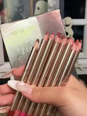 Waterproof, smudge-proof, transfer-proof — and only this price for 12?#liplinerrecommendation #affordablemakeup #mattelipliner #transferproof #waterproof     