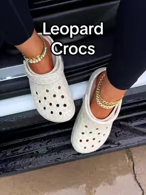 Crocs leopard clogs are a MUST HAVE #crocs #crocsclogs #crocsleopard #leopardcrocs #tiktokshopcreatorpicks 