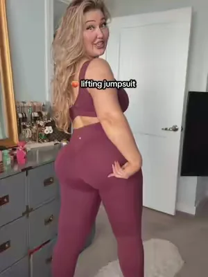 Tummy control and built in bra😍 5’9 225lbs large 