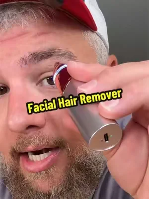 Every lady needs one of these in her purse #facialhairremoval #eyebrowshaper #peachfuzzremover #eyebrowtrimmer #tiktokshopcreatorpicks 
