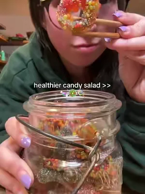 Better for you candy salad with less sugar and more fiber thanks to Rotten Candy 😍 #rottencandy #gummycandy #dealsforyoudays 