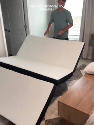 This is literally genius 👏🏼 #Home #Mattress #Camping #College #Apartment