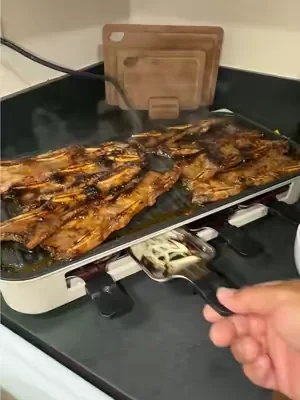 La parrilla perfecta para hacer carnita adentro 🤠 #dealforyoudays #indoorgrill #tiktokshopcreatorpicks #fathersdaygift #carnitaasada 