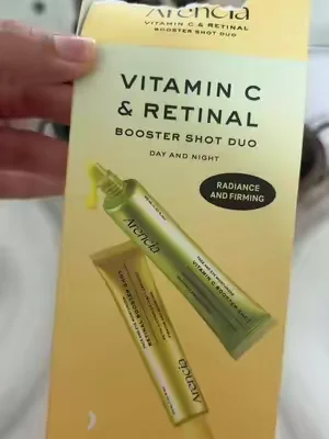 Vitamin c & retional 😮‍💨 Vitamin C brightens the skin while helping fade dark spots and retinal boosts collagen, smooths texture, and improves acne, fine lines, and uneven skin tone also!! #retional #arencia #vitamincskincare 