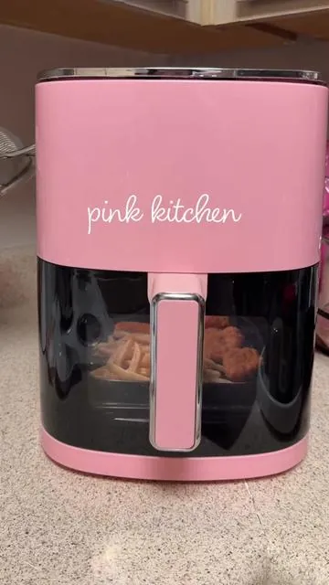 My fav thing to use 🎀🌷💕 #pinkairfryer #airfryer #airfryertok #pinkkitchen #dealsforyoudays 