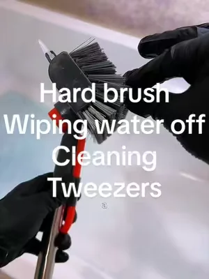 People know so little about this brush. From a floor brush to a bathtub brush, is it about to become a pool brush next?#FloorCleaning #BathroomCleaning #HomeCleaningHacks #scrubbrush #scrubdaddy 