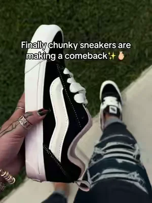 Comfortable low top chunky VANS sneakers @vans 🩷✨