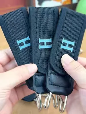 ¡Adiós al pesado hebilla del cinturón! Este cinturón elástico sin hebilla mantiene tus pantalones seguros y cómodos, con un aspecto limpio e invisible. ¡Ideal para el uso diario o las actividades al aire libre! #belt #TikTokShopDealsforYouDays #SummerWins #Fathersdaygift #Summervibes 