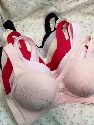 Breathable micro perforated fabric keeps you dry all day. No more sweat. #DealsForYouDays#BreathableBra#NaturalPushUpBra #NoRedMarks#tiktokshop 