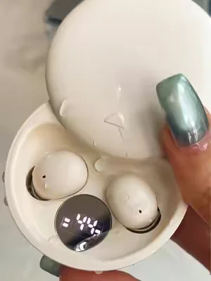 Mini sleep earbuds as so affordable. These earphones are perfect for sleep#giftguide #tiktokshopcreatorpicksarbuds #TikTokShopDealsforYouDays#summerwins #DealsforYouDays  