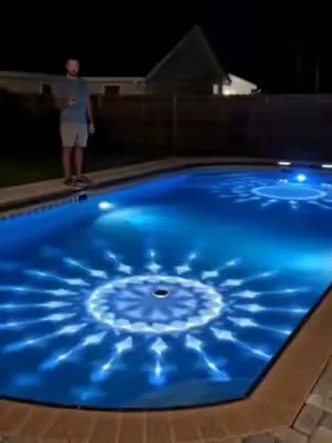 I tried this pool light... and now every night feels like I'm on vacation.#swimmingpools #poolsoftiktok #pooldays #pools #summernights #summervibes #Summer #creatorsearchinsights #tiktokshoploveatfirstfind #tiktokshopcreatorpicks #dealsforyoudays #poollights