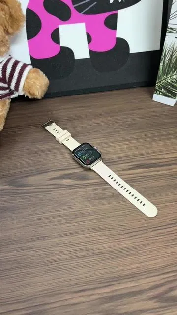 🔥🖤 El reloj viral que todos están añadiendo a su colección Muy ligero, con pantalla resistente a rayones y correa ajustable. Se adapta perfecto a muñecas delgadas y más anchas 📸 #dealsforyoudays #fyp #foryou #viral #watch