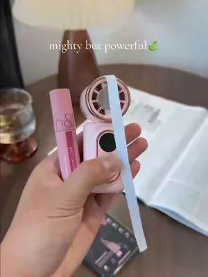 Don't buy this clip-on mini fan unless you hate being hot all summer 🥵 #SummerEssentials #ClipOnMiniFan #HandsFreeFan #TravelMustHave #dealsforyoudays 