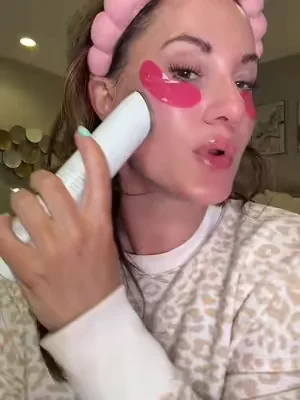 The latest skincare device is 7 facials in one and on an amazing deal @medicube US Store #dealsforyoudays #TikTokShopCreatorPicks #summerwins #medicube #skincare Individual results may vary. Prices, sales, and promotions mentioned in this video were accurate at the time of posting and may change or expire without notice. Please check the product listing on TikTok Shop for the most current pricing and availability.