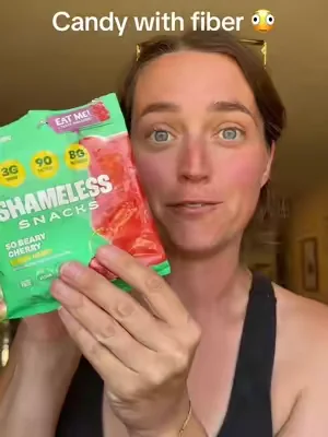 Shamless candy has fiber in it!!! 🫪👏🏻 so delicious!!!🤤 #dealsforyoudays #candy #fiber 