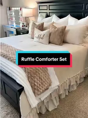 This comforter set is so beautiful!! Grab a big size before they sell out! #comforter #comforterset #bedding #beddingset #girlybedding 
