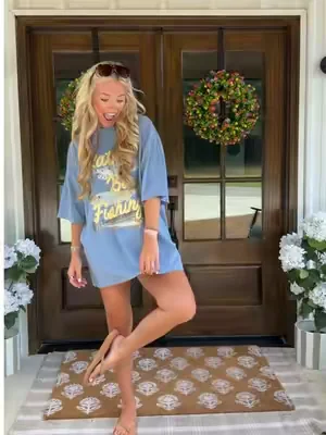 The comfiest pair of flops ever! These flip flops from Hey Dude are the best quality and match everything! The perfect summer shoe #dealsforyoudays #tiktokshopcreatorpicks #heydudeflipflops #flipflops #summerootd 